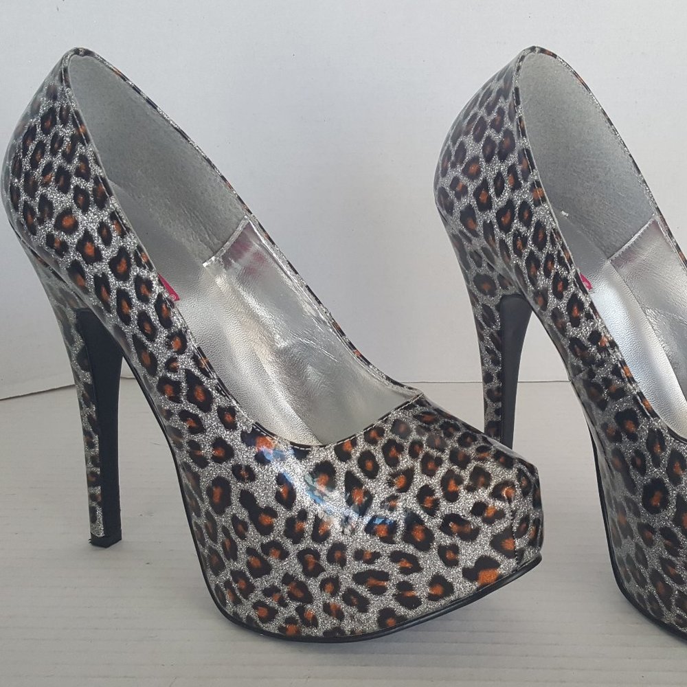 BORDELLO PLATFORM HEELS Sz 10 6" *HOT* TEEZER 37 Pearlescent Cheetah
